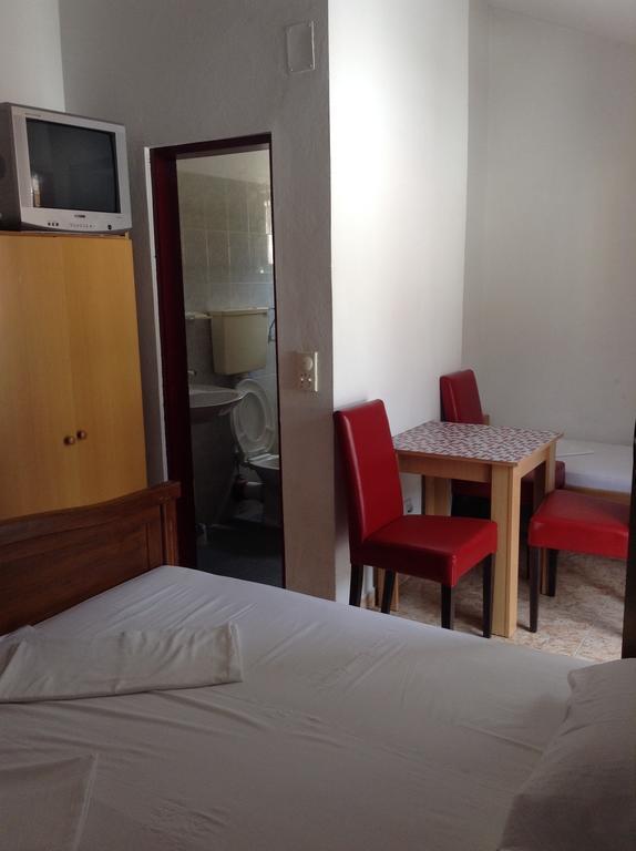 Kuca Tomovic Hotel Budua Esterno foto