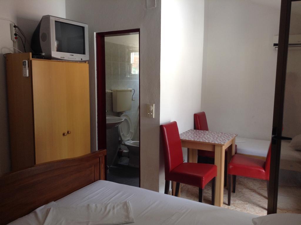 Kuca Tomovic Hotel Budua Esterno foto