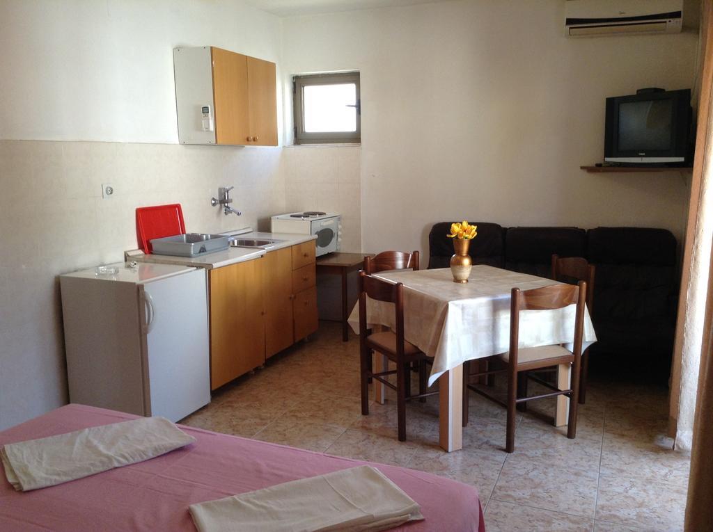 Kuca Tomovic Hotel Budua Esterno foto